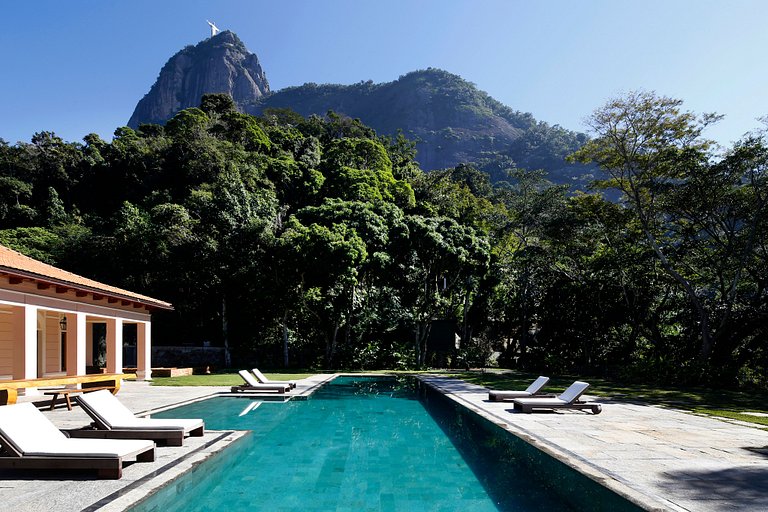 Rio013-Luxury mansion with pool in the Botanical Garden