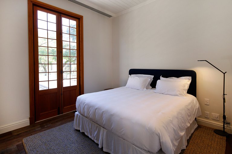 Rio013 - Historic property for sale at the Botanical Gardens