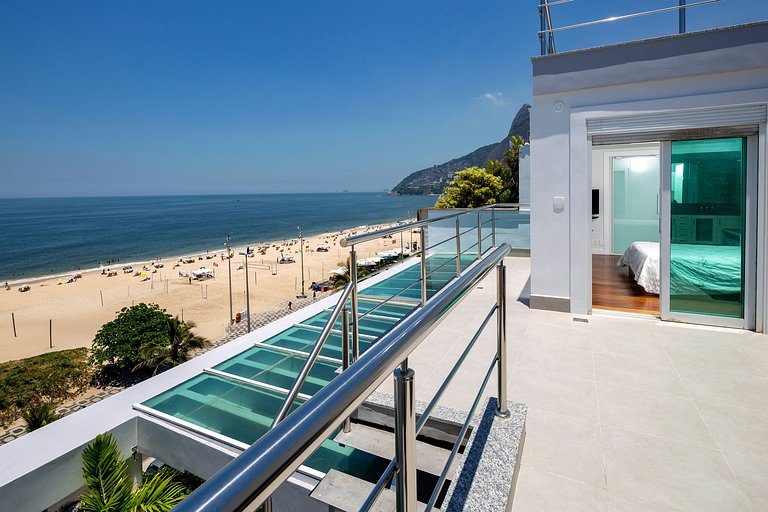 Rio199 - Cobertura triplex deslumbrante no Leblon