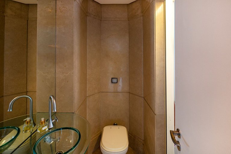 Rio199 - Magnifique penthouse en triplex à Leblon