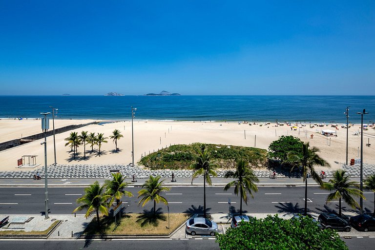 Rio199 - Cobertura triplex deslumbrante no Leblon
