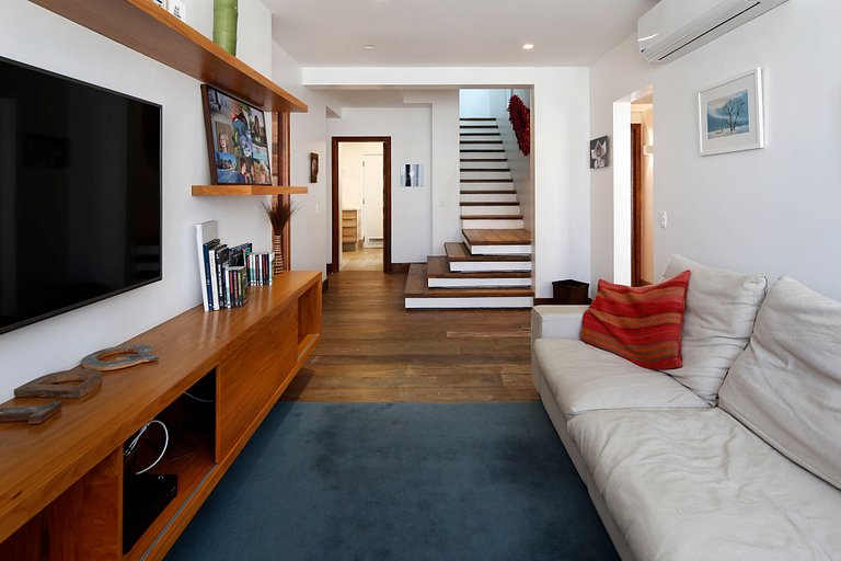 Rio028 - 6 bedroom penthouse and sea view in Ipanema