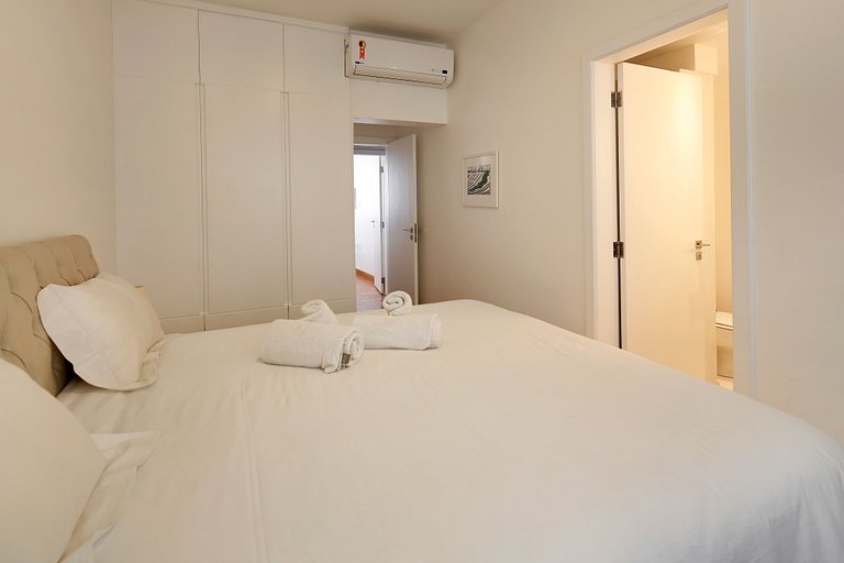 Rio028 - 6 bedroom penthouse and sea view in Ipanema