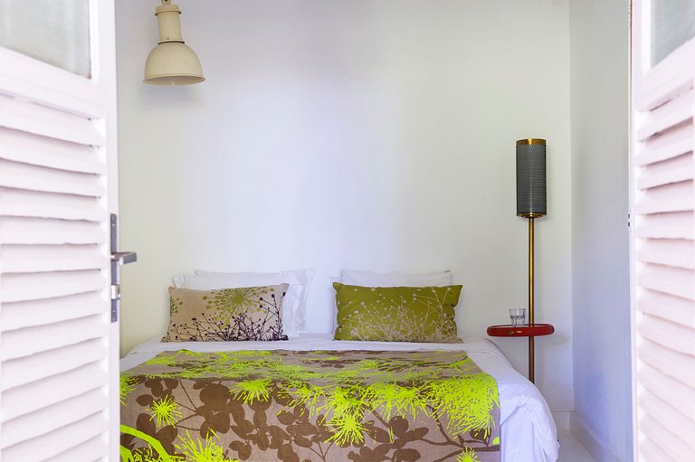 Rio542 - 6 bedroom house with pool in Santa Teresa