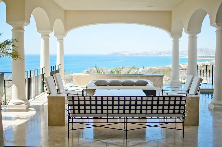Cab001 - Breathtaking Luxury Villa in Los Cabos