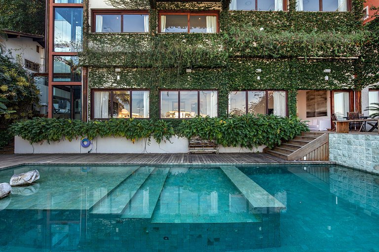 Rio103 - Luxuosa villa de 6 quartos e piscina com esplêndida