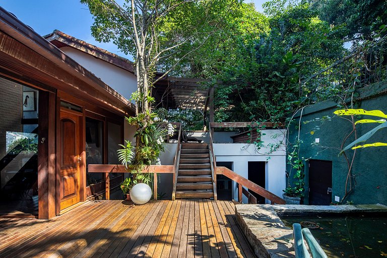 Rio103 - Luxurious 6 bedroom villa with pool with splendid s