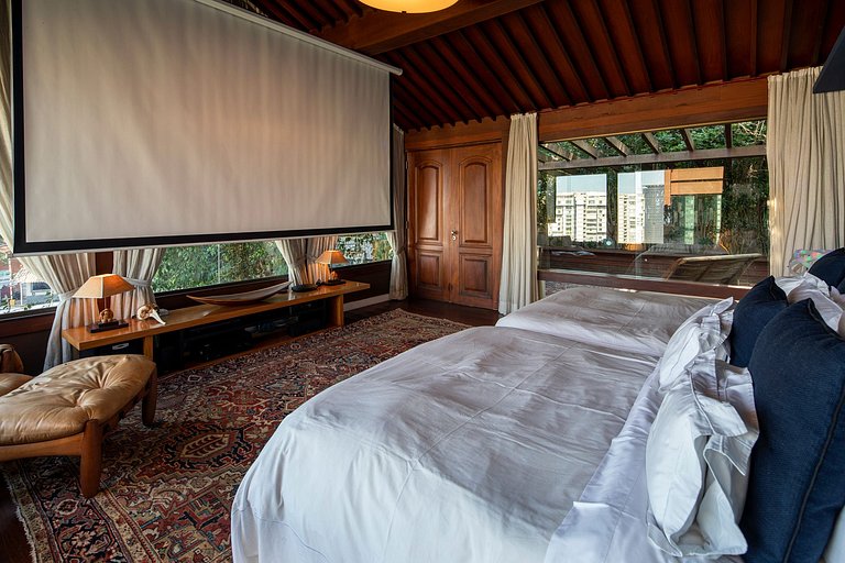Rio103 - Luxurious 6 bedroom villa with pool with splendid s