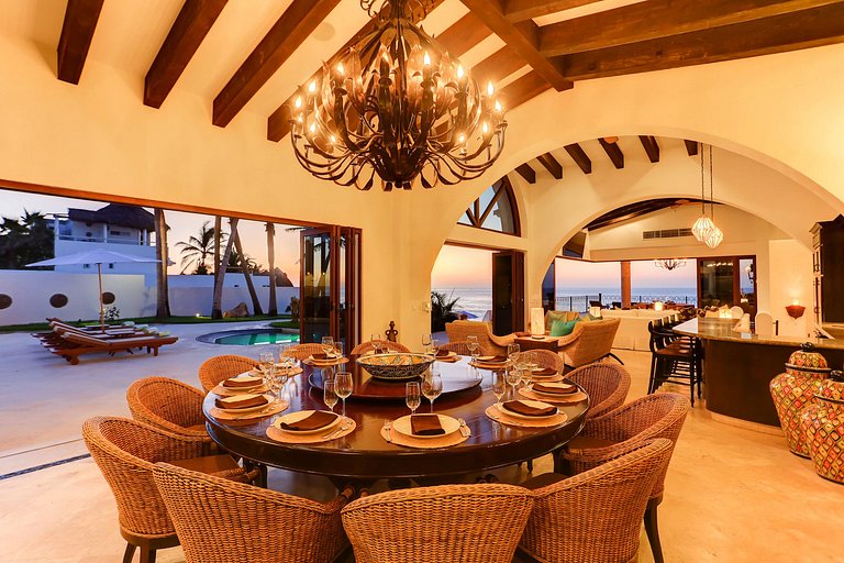 Cab004 - Luxurious sea front villa in Los Cabos
