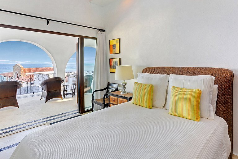 Cab004 - Luxurious sea front villa in Los Cabos
