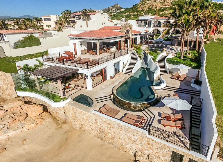Cab004 - Luxurious sea front villa in Los Cabos