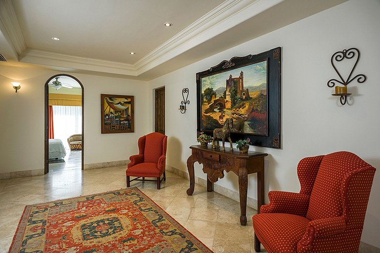 Cab005 - Beautiful Villa With Infinity Pool in Los Cabos