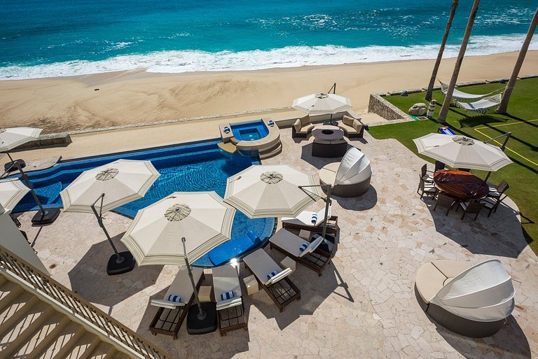 Cab006 - Luxurious seafront triplex villa in Los Cabos