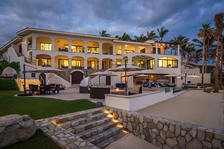 Cab006 - Luxueuse villa triplex en front de mer à Los Cabos