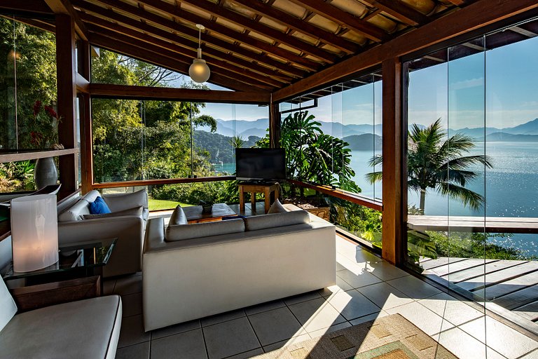 Casa, Angra dos Reis, Ponta do Caiobá