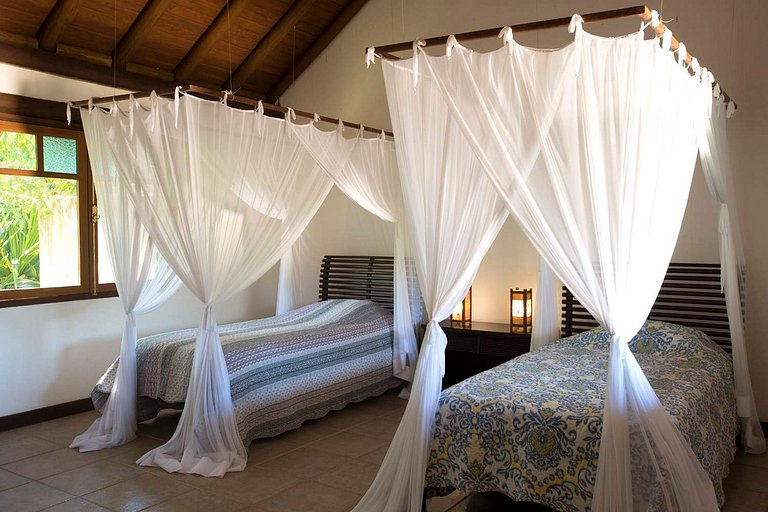 Bah234 - Villa paradisíaca em condomínio na Praia do Espelho