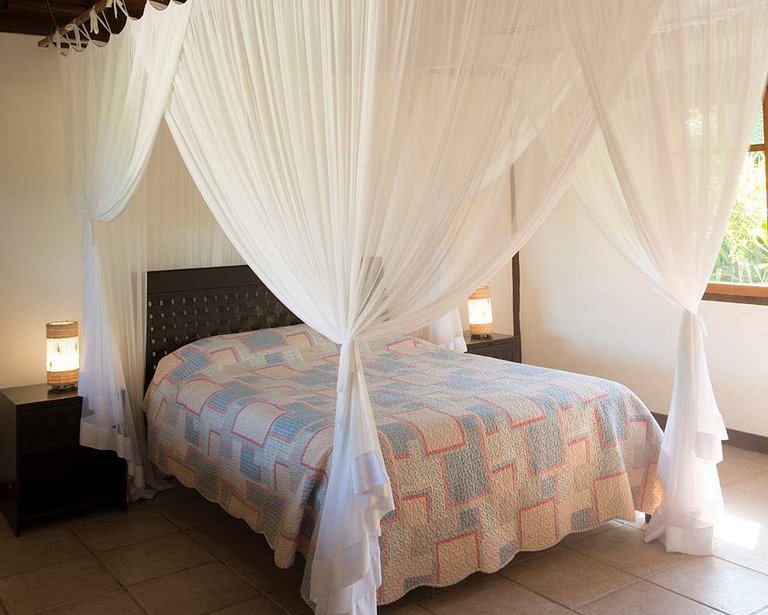 Bah234 - Villa paradisíaca em condomínio na Praia do Espelho