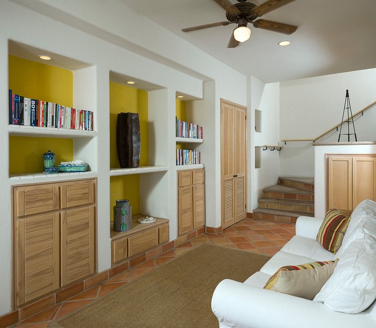 Cab007 - Beautiful 5 bedroom oceanfront villa in Los Cabos