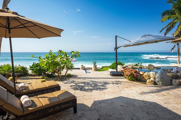 Cab007 - Beautiful 5 bedroom oceanfront villa in Los Cabos