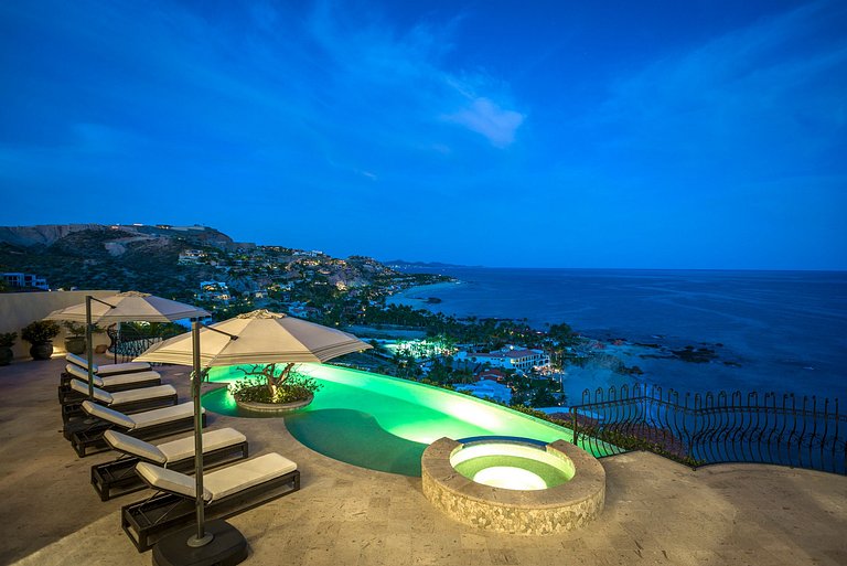 Cab008 - Luxurious villa with ocean view in Los Cabos