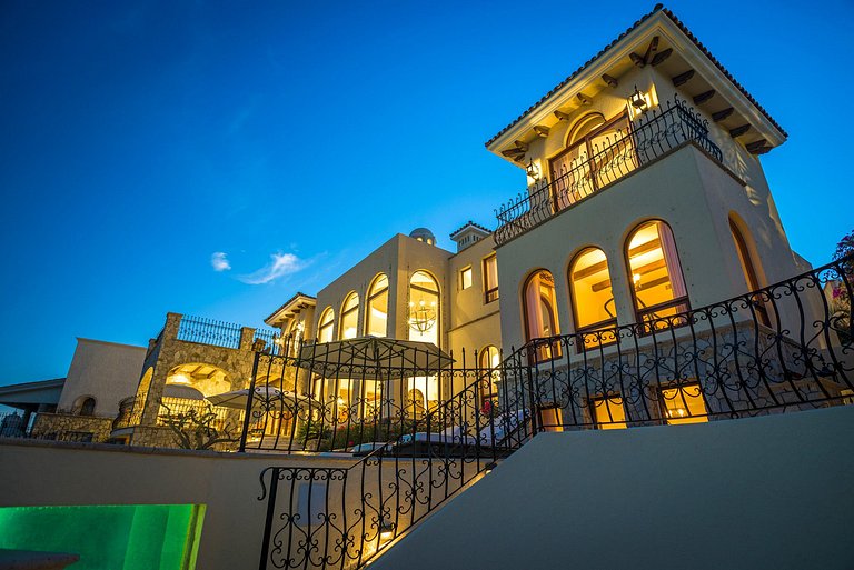 Cab008 - Luxueuse villa avec vue sur l'océan à Los Cabos