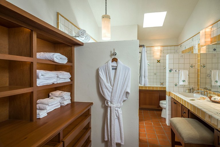 Cab010 - Luxurious villa with spa and pool in Los Cabos