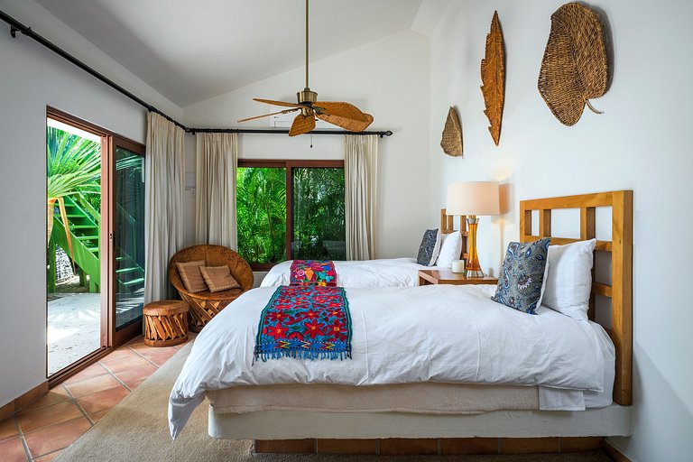 Cab010 - Luxurious villa with spa and pool in Los Cabos