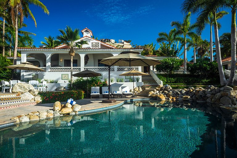 Cab010 - Luxurious villa with spa and pool in Los Cabos