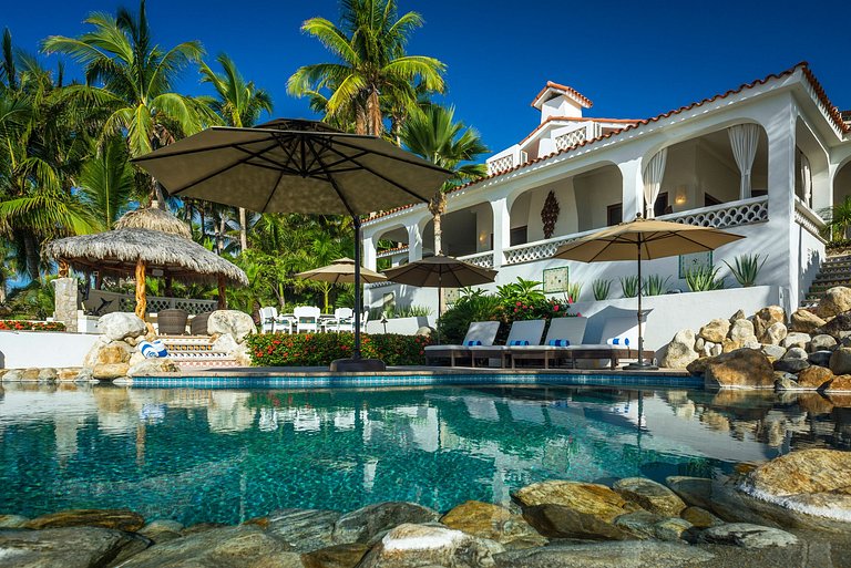 Cab010 - Luxurious villa with spa and pool in Los Cabos