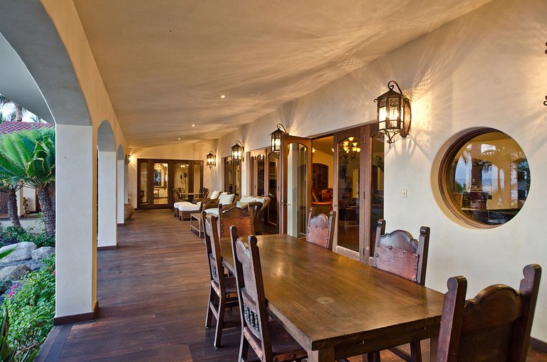 Cab011 - Sea front villa with infinity pool in Los Cabos