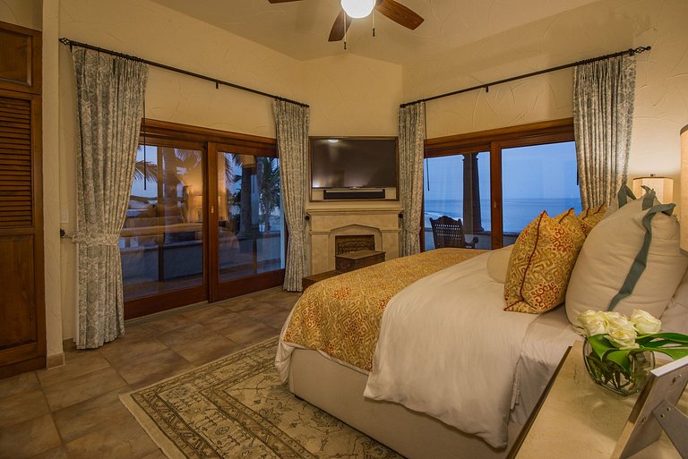 Cab012 - Hermosa villa con 7 suites en Los Cabos