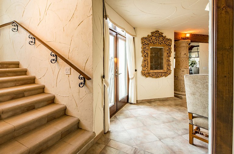 Cab012 - Beautiful villa with 7 suites in Los Cabos