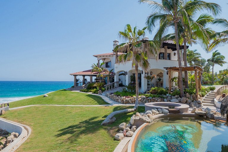 Cab012 - Belle villa avec 7 suites confortables à Los Cabos