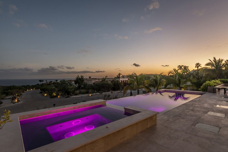 Cab013 - Magnífica villa con piscina infinita en Los Cabos