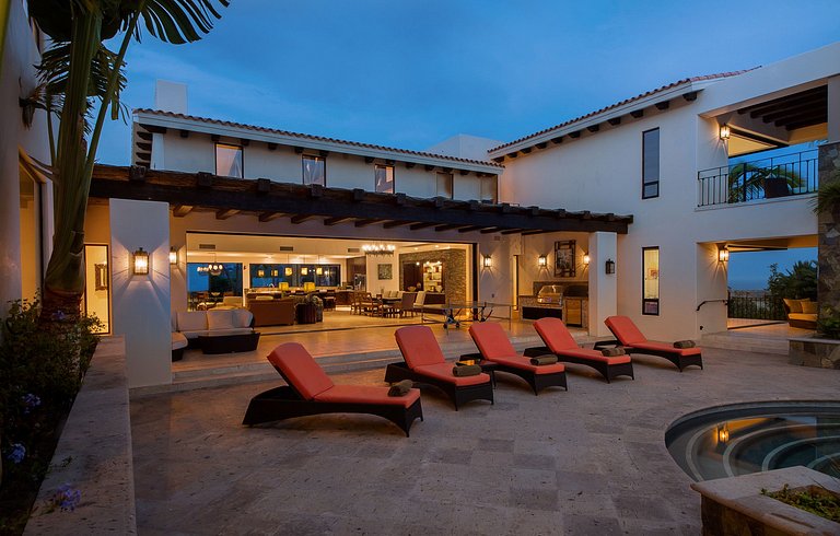 Cab014 - Modern 5 bedroom villa with pool near the beach