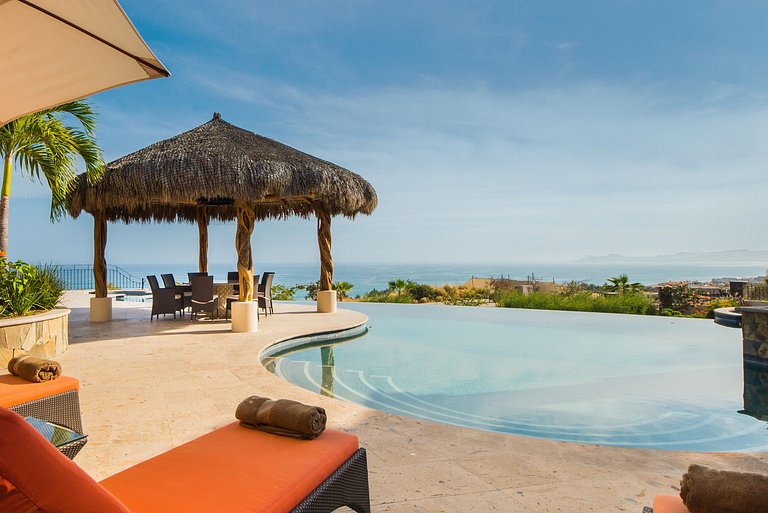 Cab014 - Modern 5 bedroom villa with pool near the beach