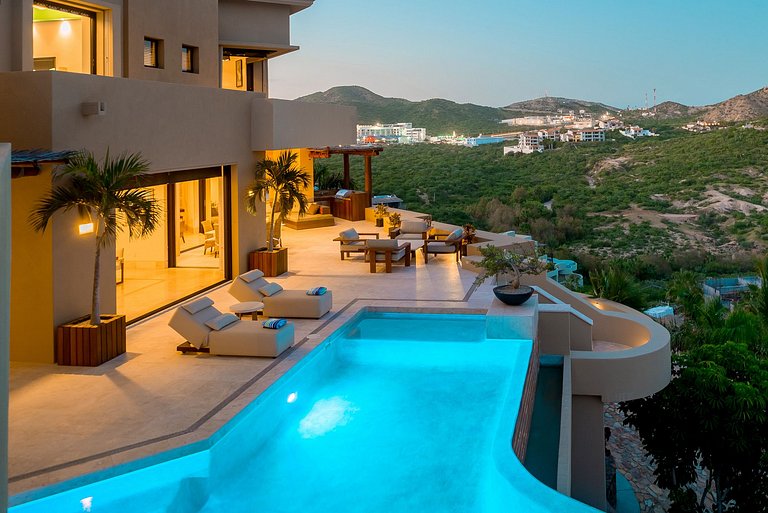 Cab017 - Belle villa triplex avec piscine à Los Cabos