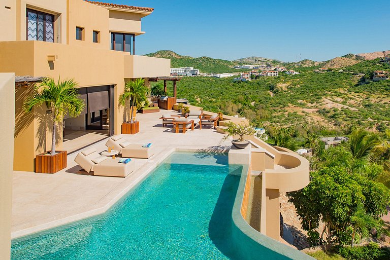 Cab017 - Belle villa triplex avec piscine à Los Cabos