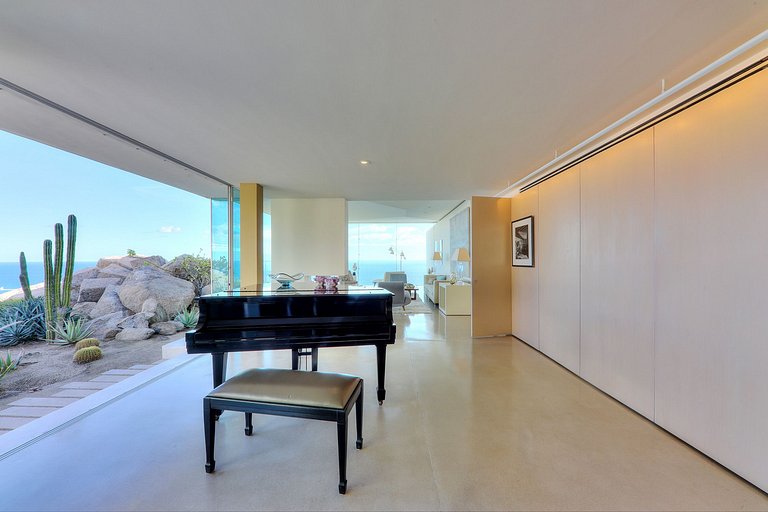 Cab018 - Exclusive villa with sea view in Los Cabos