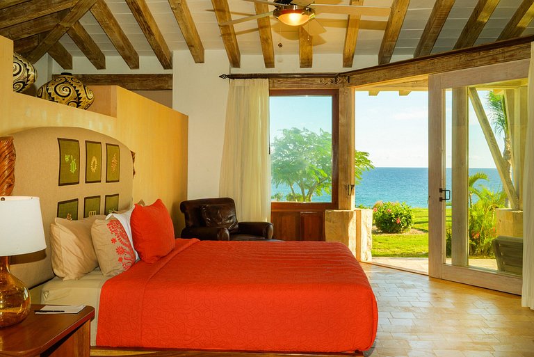 Cab023 - Beautiful sea front villa with pool in Los Cabos