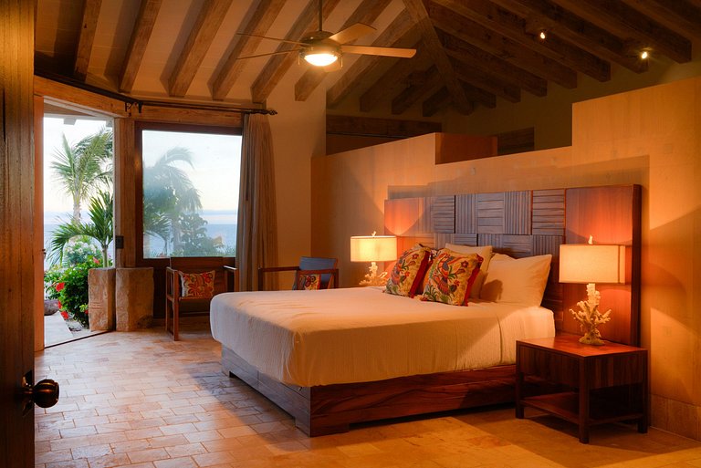 Cab023 - Beautiful sea front villa with pool in Los Cabos