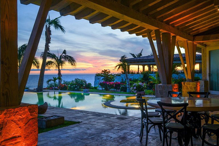 Cab023 - Belle villa en bord de mer avec piscine à Los Cabos