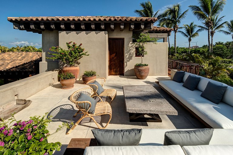 Ptm010 - Luxurious sea front villa with pool in Punta Mita