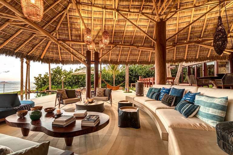 Ptm010 - Luxurious sea front villa with pool in Punta Mita