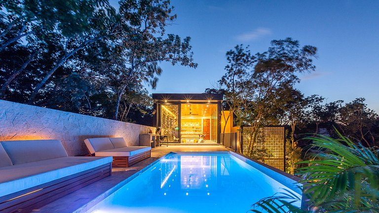 Tul001 - Beautiful 5 bedroom wooded villa with pool in Tulum