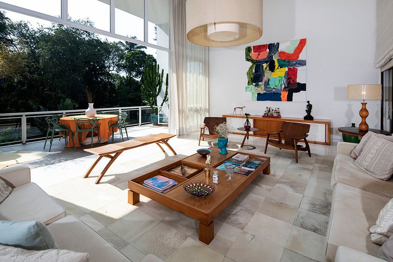 Rio056 - Stunning house from the 60's in Gavéa