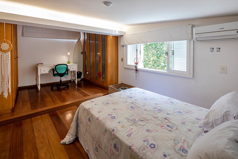 Rio056 - Superbe maison des années 60 à Gávea