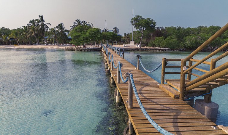 Car001 - Villa de plage avec piscine sur l'île de Tintipan