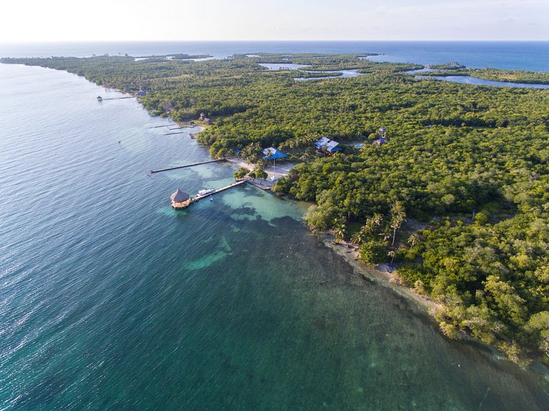 Car001 - Villa de plage avec piscine sur l'île de Tintipan
