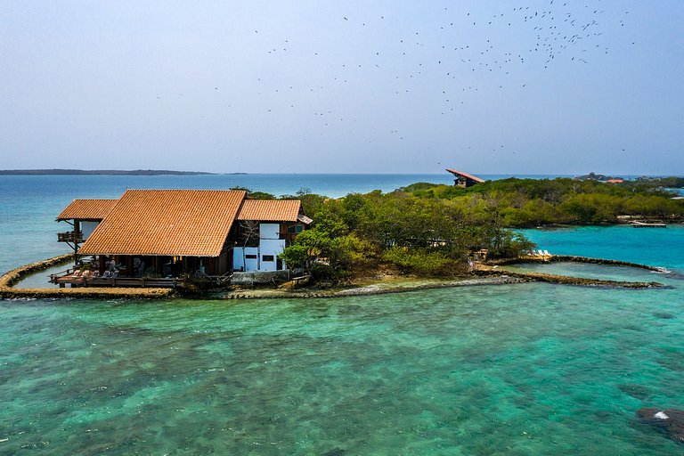 Car007 - Majestic villa in the amazing Islas del Rosario